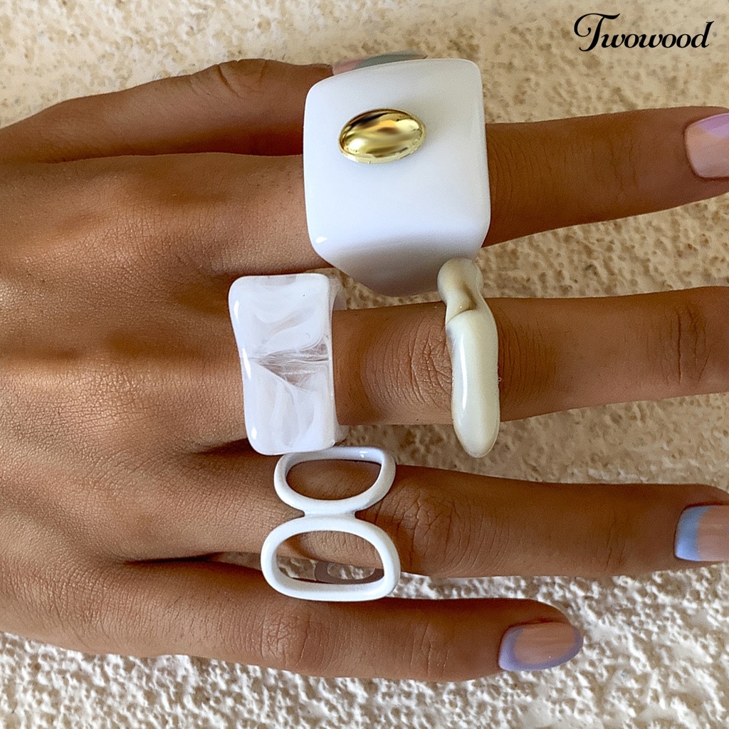 4pcs / Set Cincin Jari Model Terbuka Bahan Akrilik Tebal Gaya Vintage Untuk Wanita