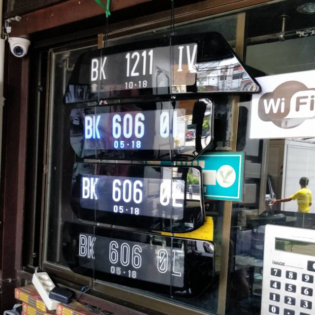 Custom plat nomor kendaraan LED