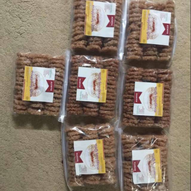 

AVISYA FOOD AND SNACK spesialis rengginang gurih, renyah, dan lezat