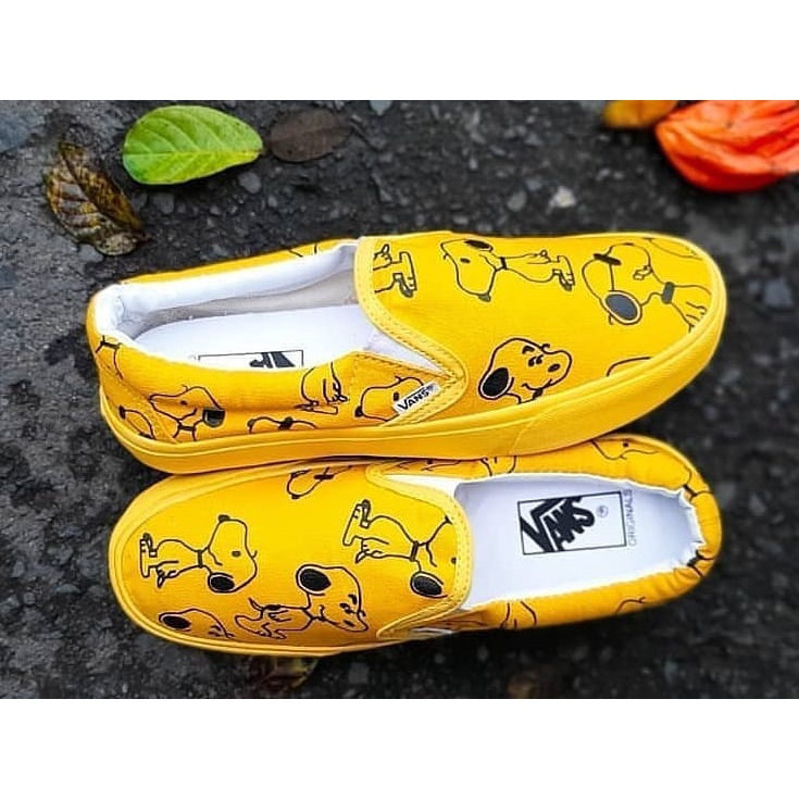 Snoopy Sneaker Sepatu Vans Motif Snopy Kuning Putih Yellow Waffle ICC Import Premium Sekolah Kuliah Kerja Murah