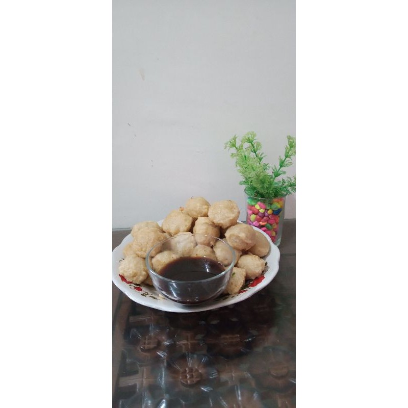 

pempek adaan