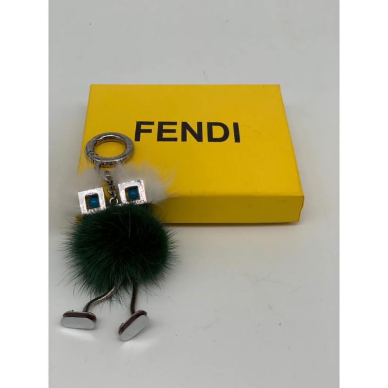 Gantungan kunci/gantungan tas 1Fendi mata monster bulu 09