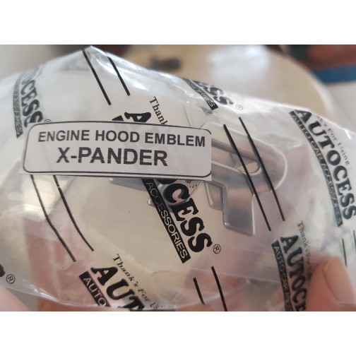 Emblem XPANDER STIKER Hood Engine Kap Mesin Depan