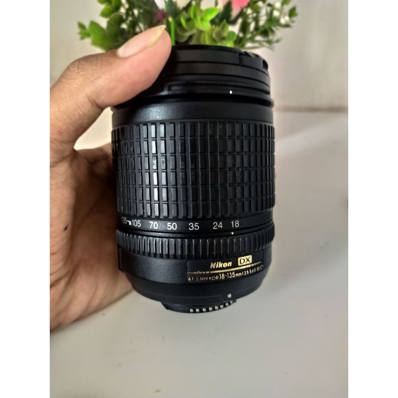 Lensa Nikkor 18 135mm Untuk Nikon Dx Like New Shopee Indonesia