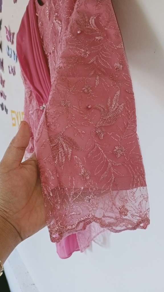 Maura Couple - Sania Ruffle Batik Couple Ori Ndoro Jowi Dnt Garansi Termurah Shopee - Mote Dusty