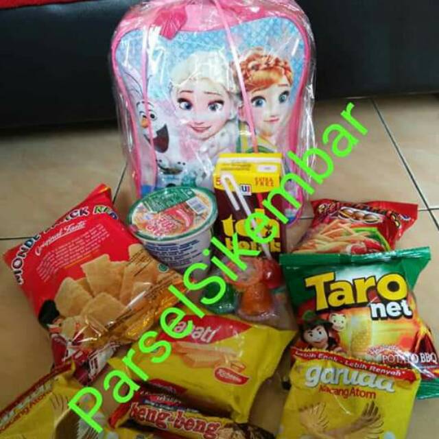 

Parsel tas karakter
