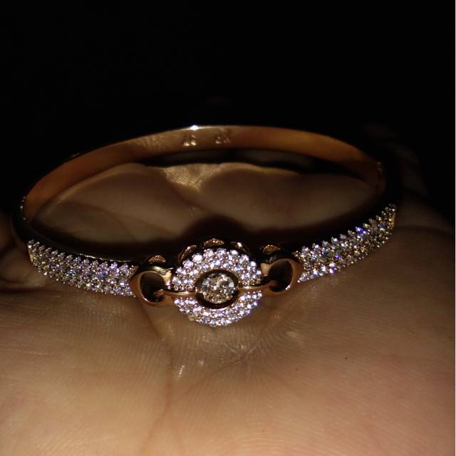 Gelang Dancing Stone Rose Gold