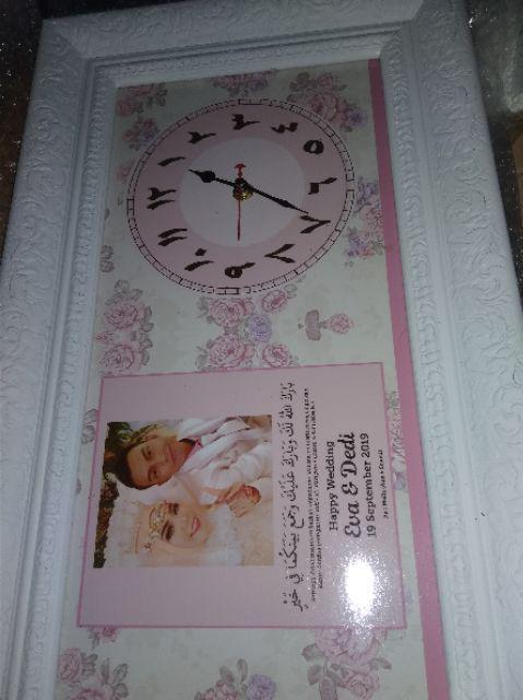 Hiasan Jam Dinding Untuk Kado Pernikahan Warna Shabby Ungu Pink