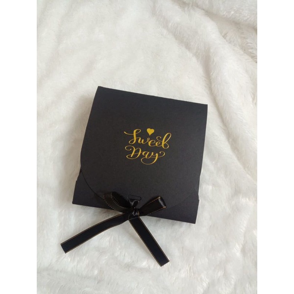 

Box Hampers / Gift Box