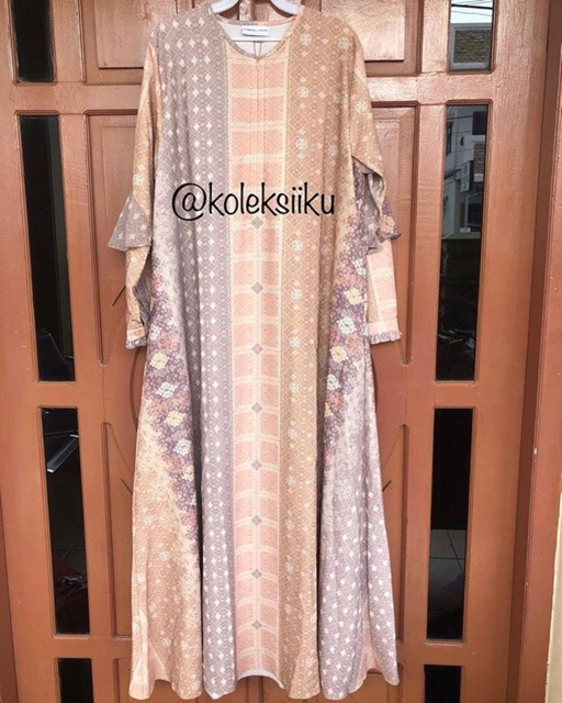 NEW Paruah dress size L Ria Miranda