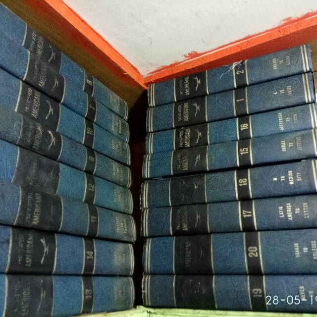 Ensiklopedia Amerikana ENCYCLOPEDIA AMERICANA (Lengkap Satu Set jilid 1-30)