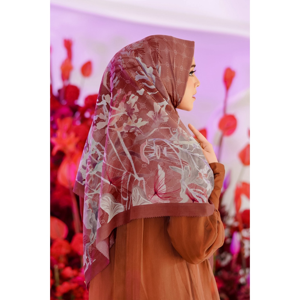 Xanadu Voal Square XL - Cherry