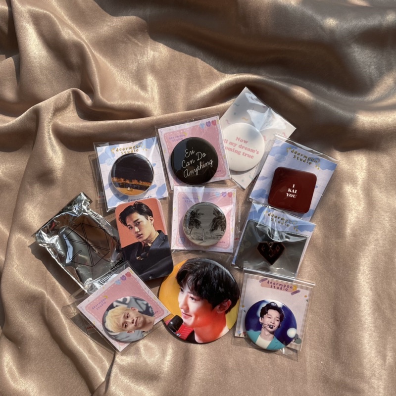 EXO KAI CHEN PINS Chen griptok chanyeol mirror