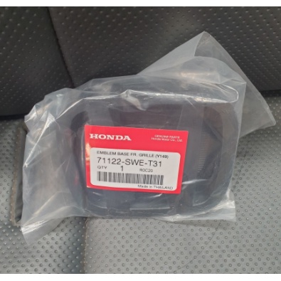 Dudukan hitam emblem logo Honda H CRV 2010-2012 Original