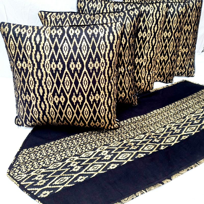 SARUNG BANTAL KURSI SOFA | 40 × 40 | MOTIF PRADA | LAPIS BUSA BORDIR BENANG EMAS | GROSIR MURAH