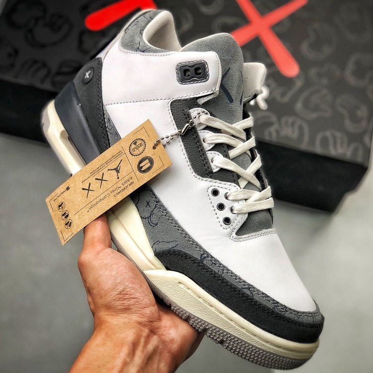 Sepatu Nike Air Jordan 3 KAWS White Grey Putih Abu-abu Premium Murah
