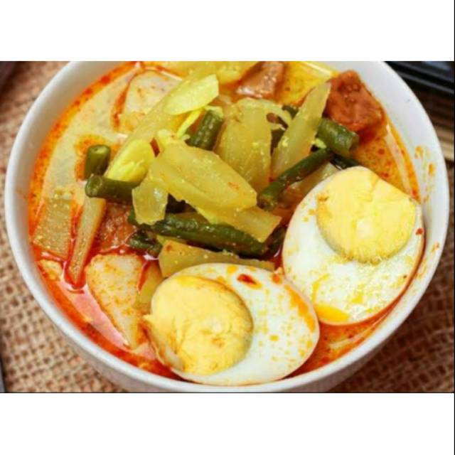 Lontong sayur Betawi