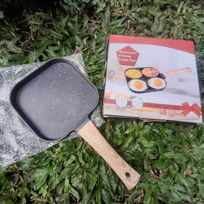 fry pan penggorengan telur omellet pancake teflon 4 sekat dan 3 sekat anti lengket