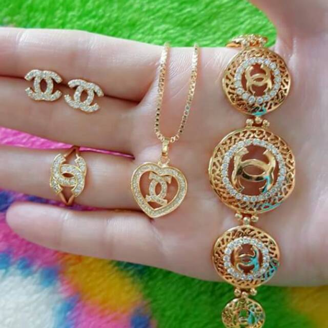 Set chanel kombinasi lapis emas 22k