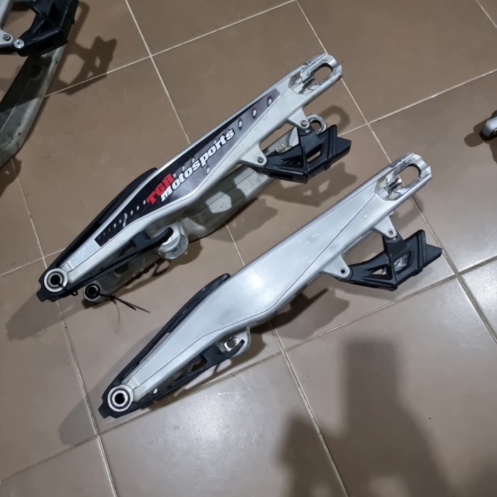 {ElvinaStore} swingarm swing arm original asli KTM 250 SXF Limited
