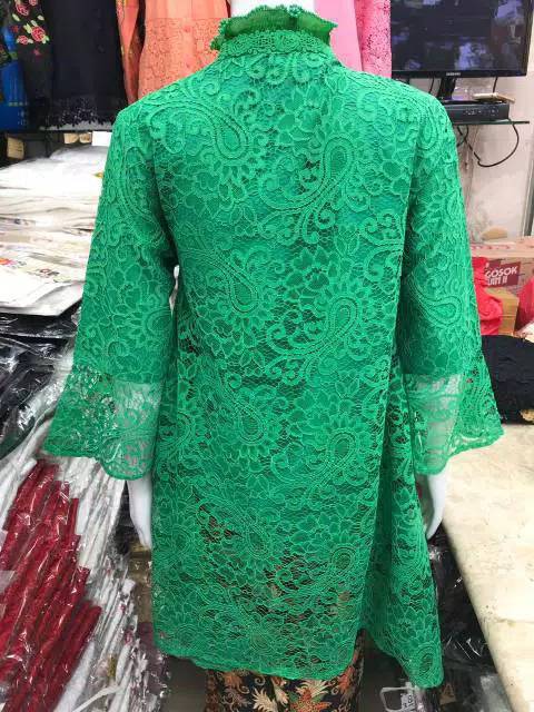 0399 kebaya  alexuez wakawaka hijau full brukat/kebaya wakawaka hijau