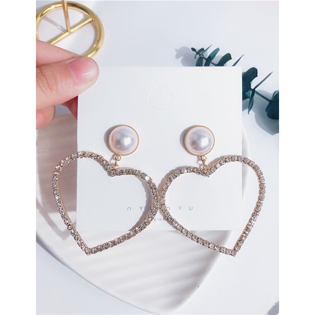 LRC Anting Tusuk Fashion Golden Section 925 Pearl Heart Heart Diamond Stud Earrings F49977