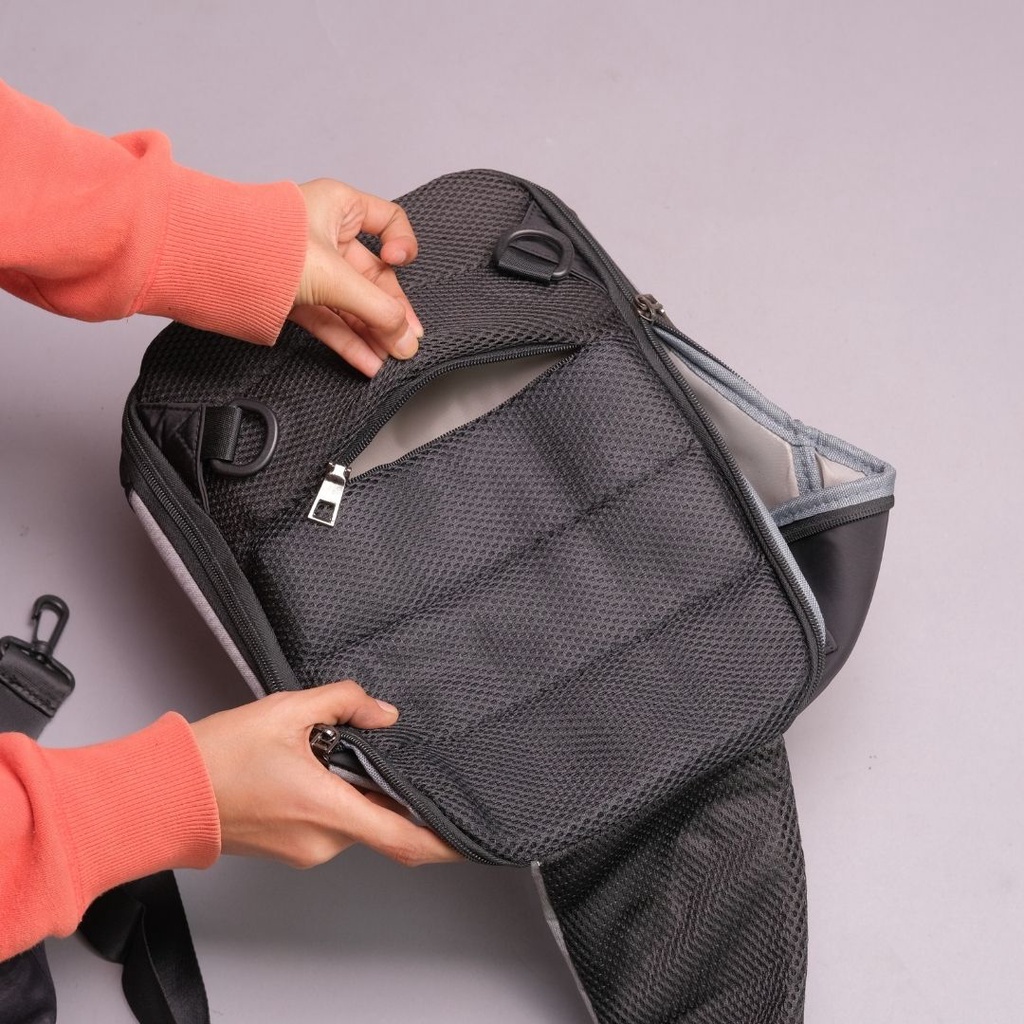 (SIAP KIRIM) TAS SELEMPANG PRIA USB IMPOR