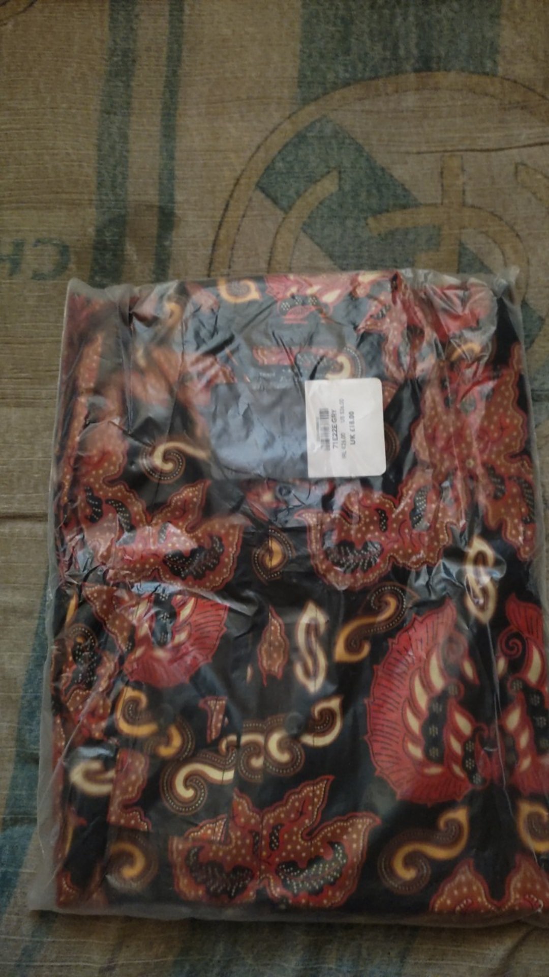 Freypv 7785 Slimfit Long Batik Black Floral Gold  M-xl Kemeja Batik