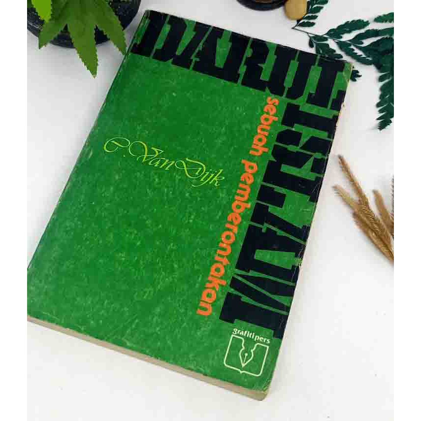 Darul Islam sebuah pemberontakan, By. C Van Dijk