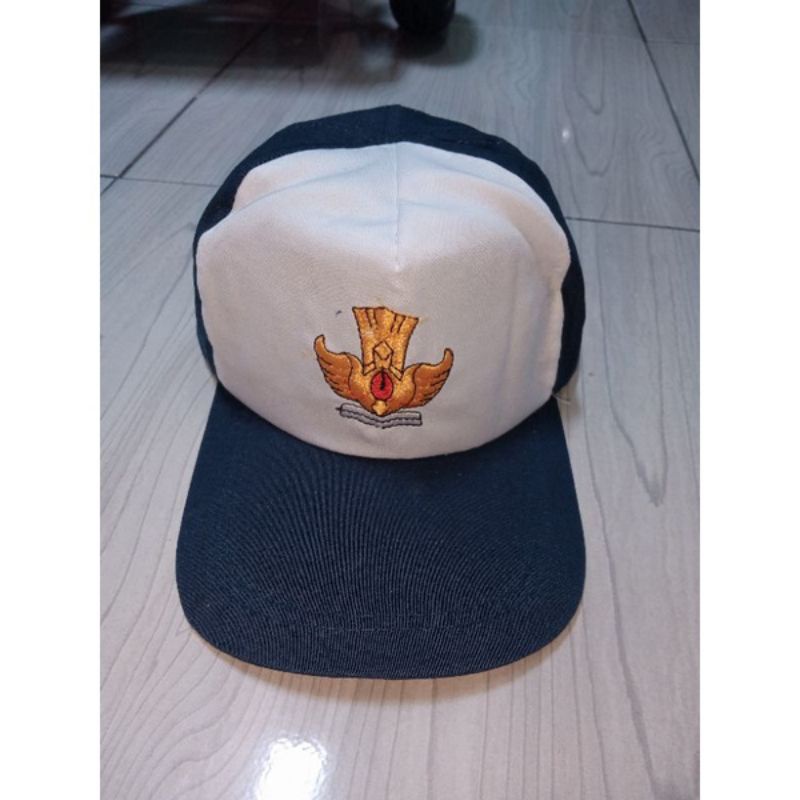 TOPI SMP SLTP BIRU PUTIH LOGO BORDIR ,TOPI MTS BIRU PUTIH LOGO BORDIR