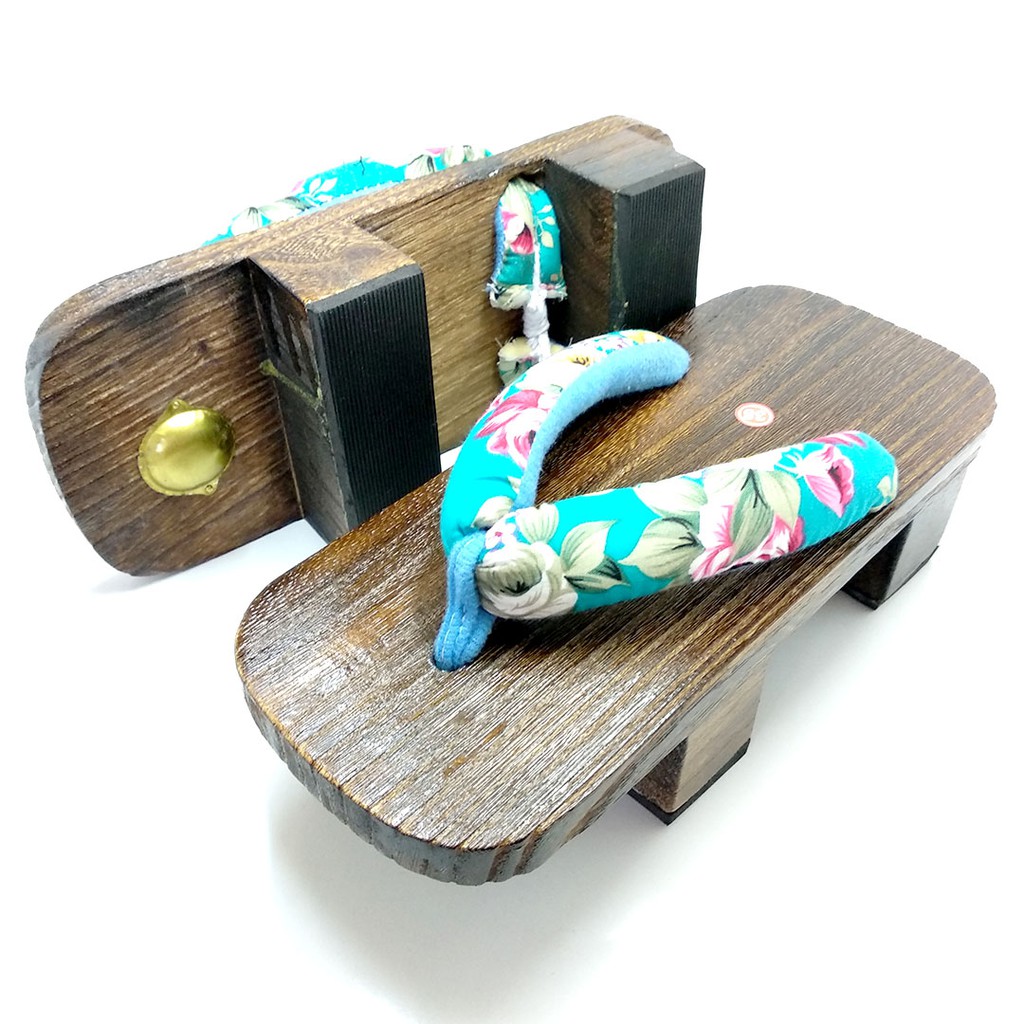 Geta Two Teeth Coklat (Tradisional) : Turquoise Flower Strap