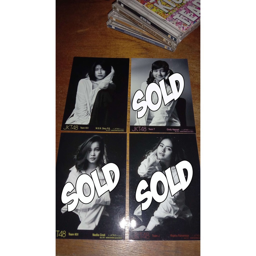 PHOTOPACK JKT48 MONOCHROME EDITION DESY CINDY HAPSARI CINHAP NADILA IKHA SAKTIA DELLA CITRA DENA