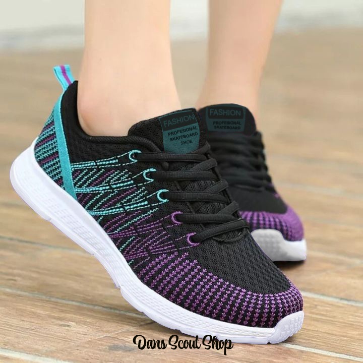 Sepatu Sneakers Wanita Olahraga Kasual Model Kets Perempuan-1