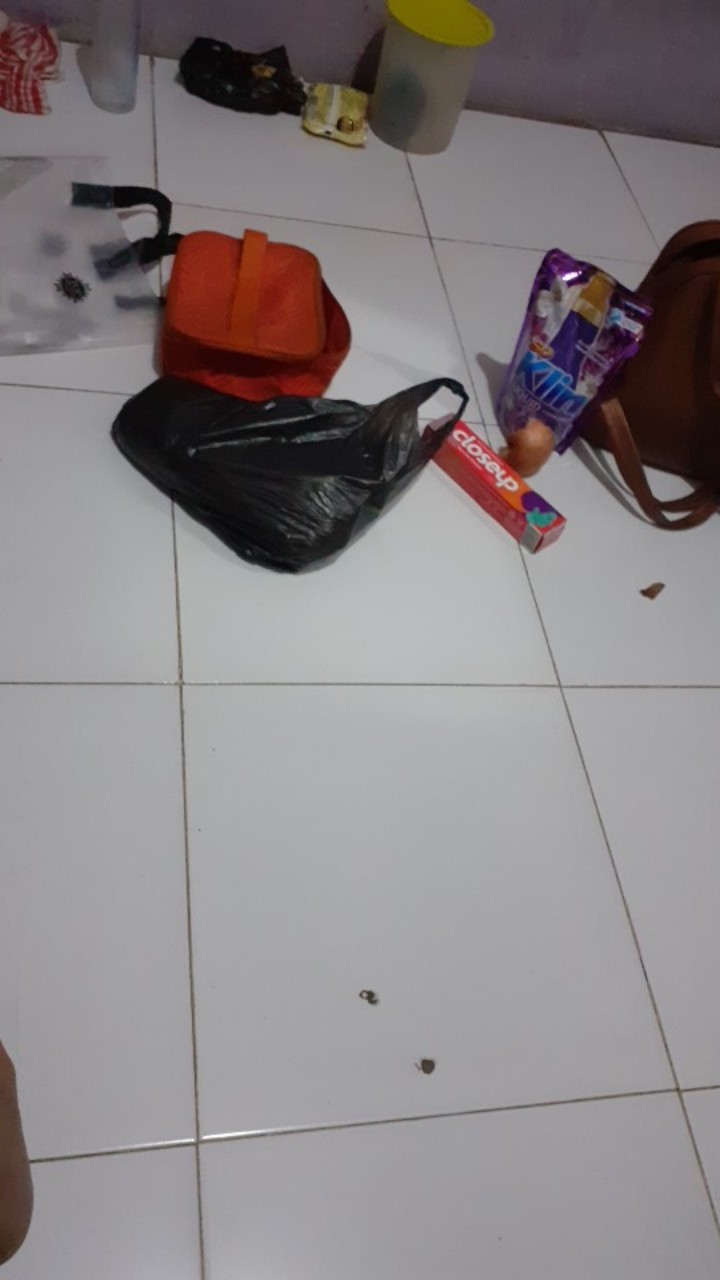 Termurahh,..soklin Liquid Detergent Pouch - 750ml