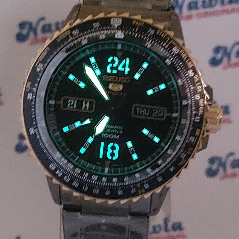 Seiko 5 Sports SRP356K1 Automatic Black-Gold Bezel } Jam Pria SRP356