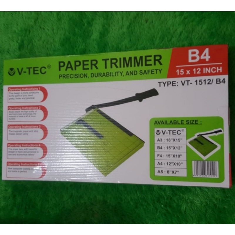 

Pemotong kertas / Paper Trimmer V-tec / B4