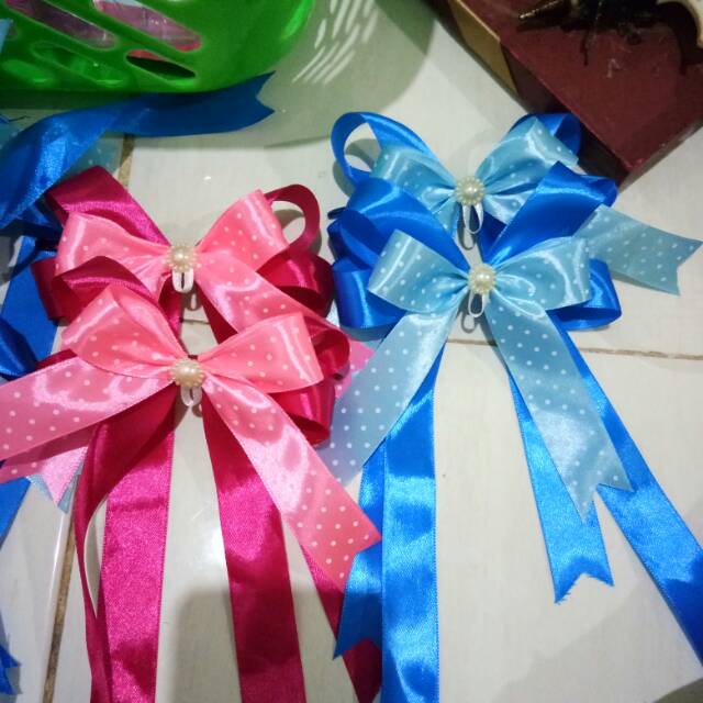 Pita souvenir siap pakai