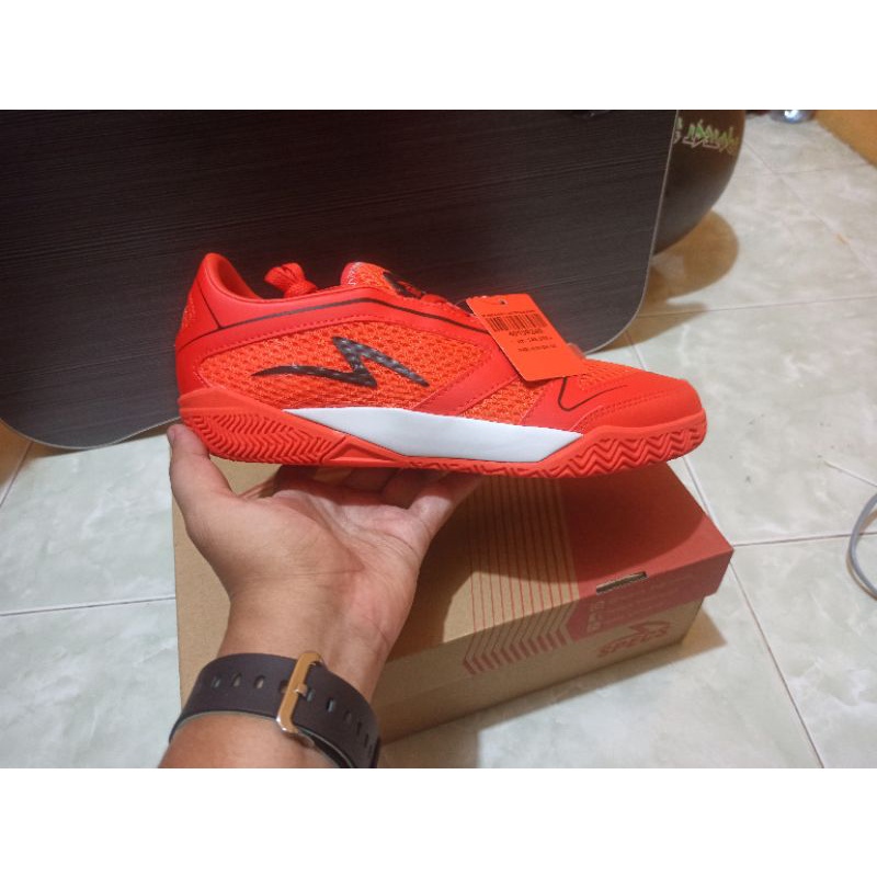 SPECS METASALA RIVAL 3