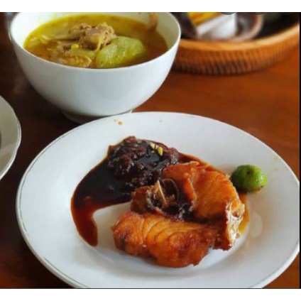

Jastip Ikan Goreng Mak Beng