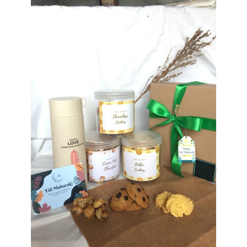 

Hampers Lebaran Eid Mubarak