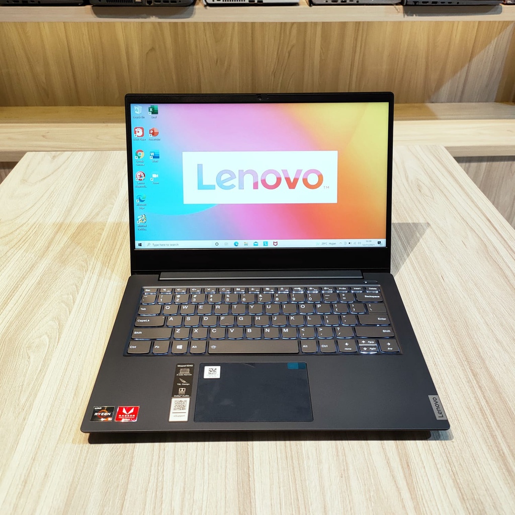 LENOVO ideapad S340 - Hitam (Ryzen 5 3500U) RAM 8GB SSD 512GB VGA AMD Radeon Vega 8 Graphics (2GB)