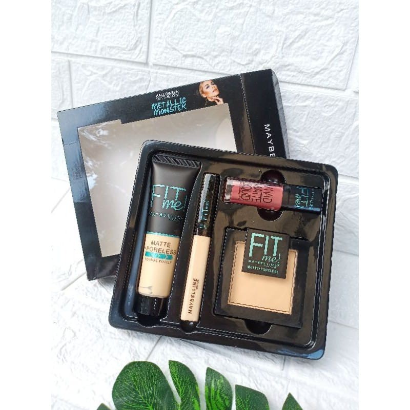 Maybelline Fit Me New Matte + Poreless 4 in 1 - Bedak - Fondation - Concealer - Lipcream Paket Make 