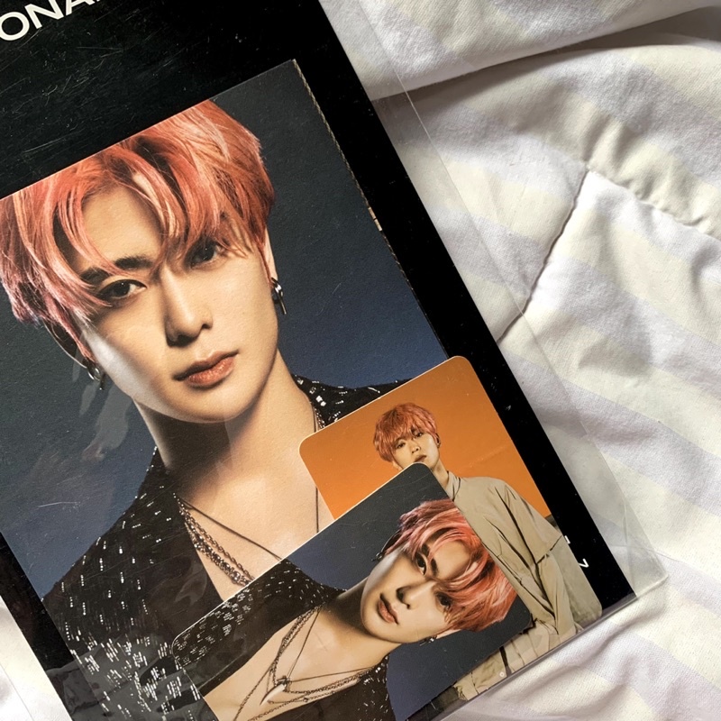 [BOOKED]frame + photocard set resonance jaehyun