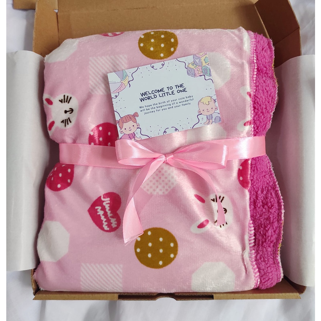 Hampers Parcel Paket Gift Set Kado Hadiah Newborn Baby Bayi Lahiran Box Selimut Bayi