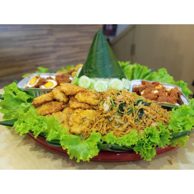 

PROMO!!! tumpeng nasi daun jeruk combo murah meriah