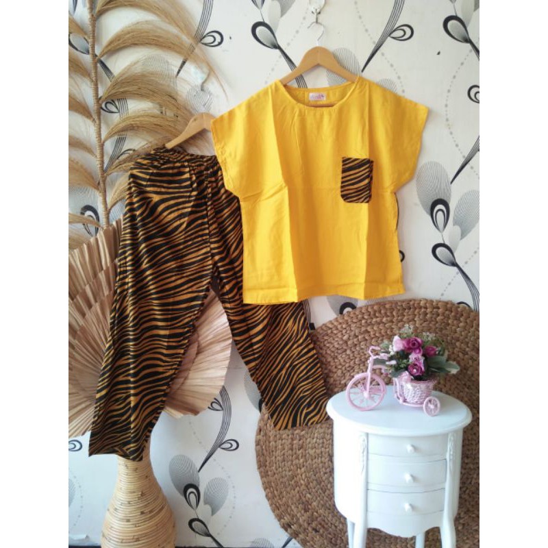 CP JUMBO RAYON POLOS 01 BY GMT