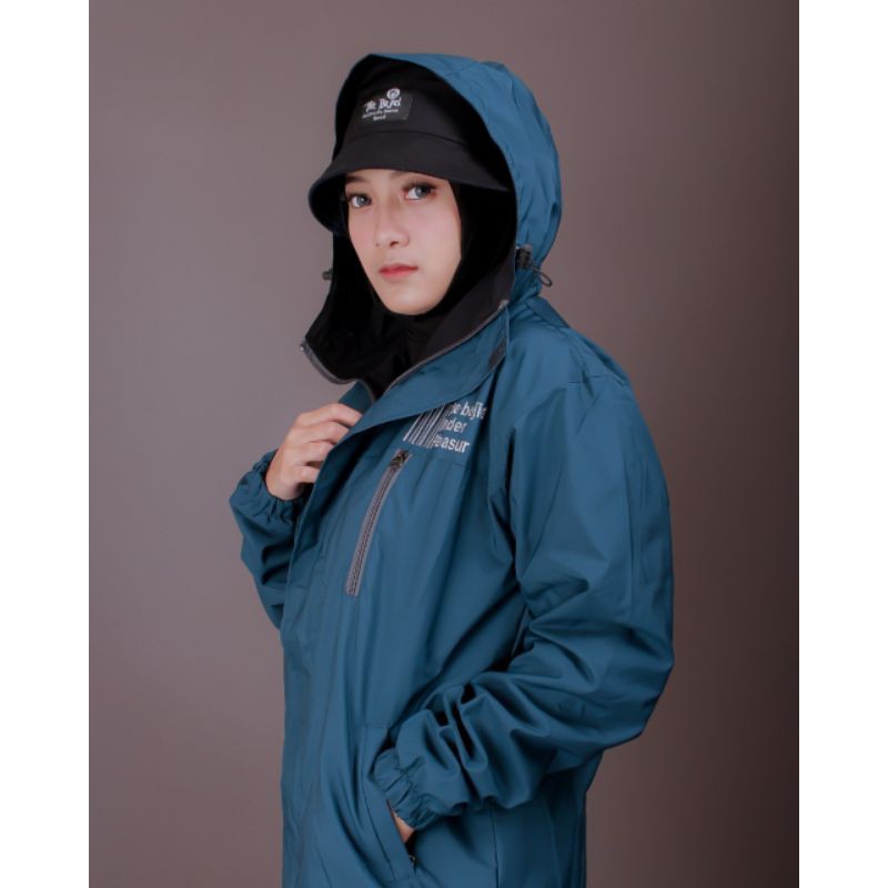 Jaket Pria Outdoor Gunung Waterproof