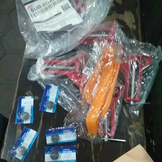 Homestoreoutlet Taffware Clamp Penjepit Sudut Frame Kayu 90 Derajat 75mm Zk1478100