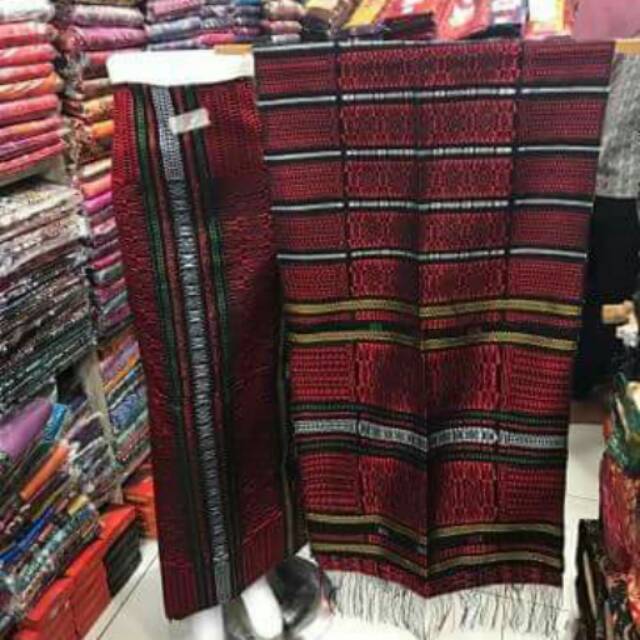 Tumtuman Tenun Tangan