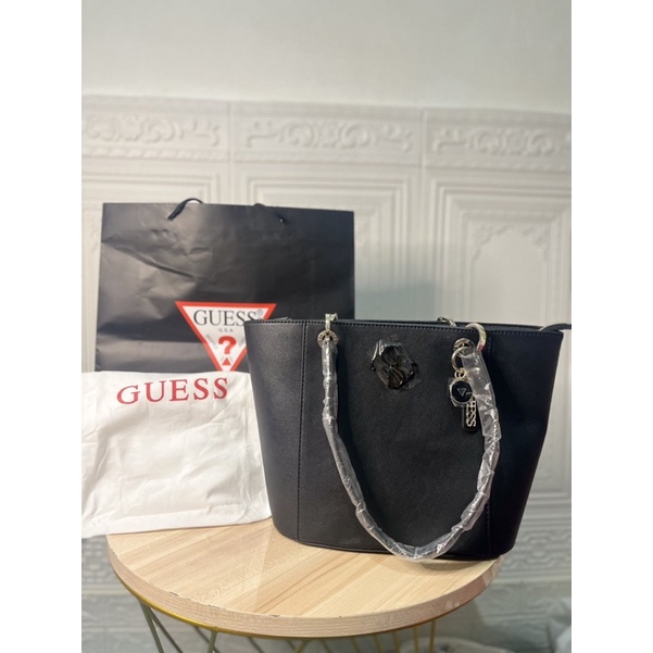 TOTE BAG GUESS BLACK